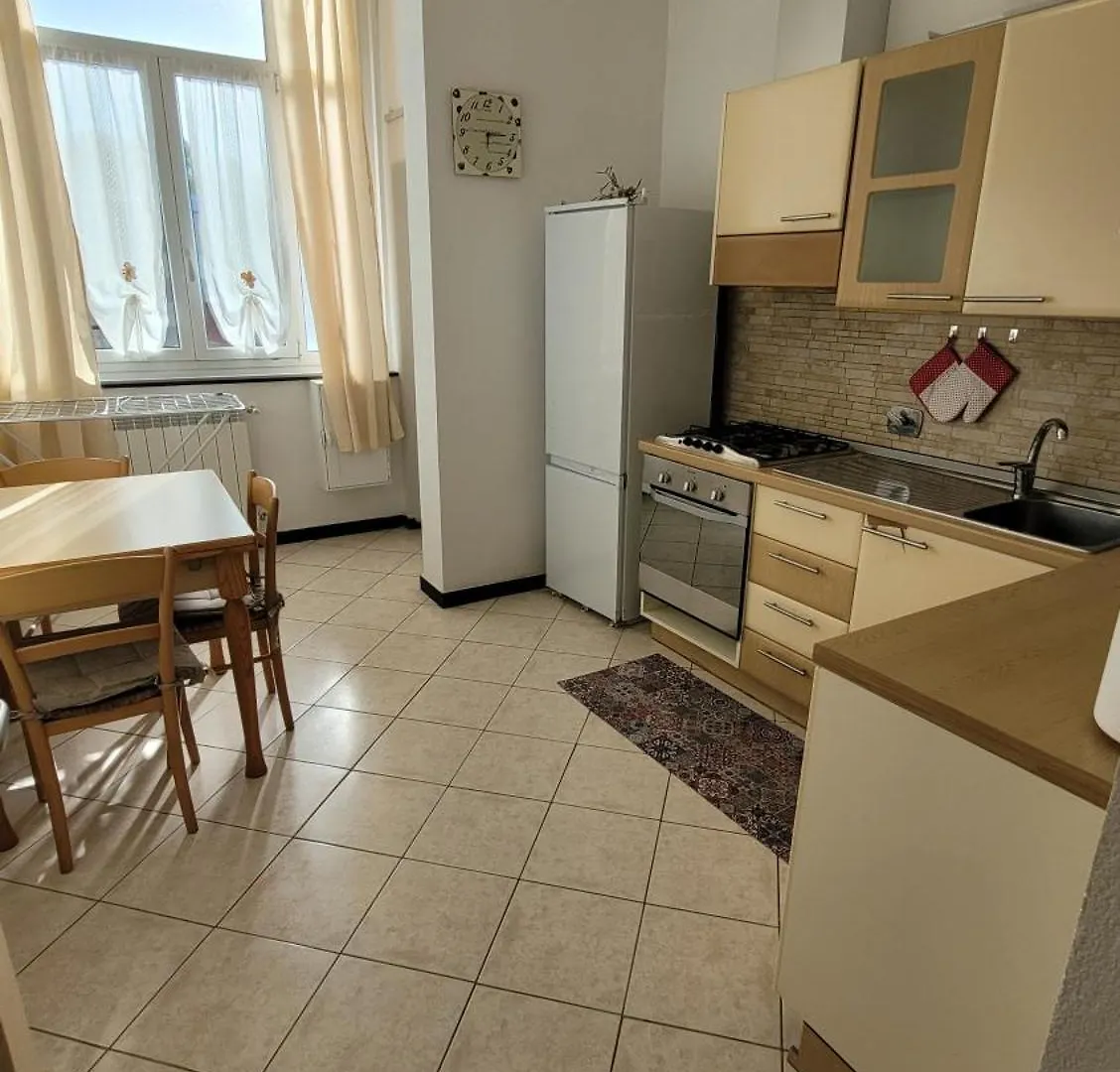 Bacio Del Sole Apartment Vado Ligure