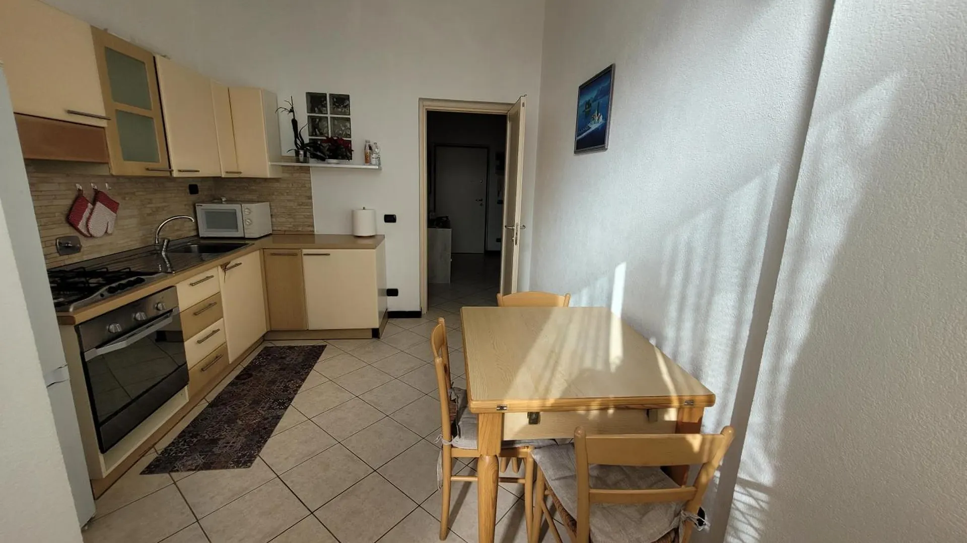 Bacio Del Sole Apartment Vado Ligure Italy